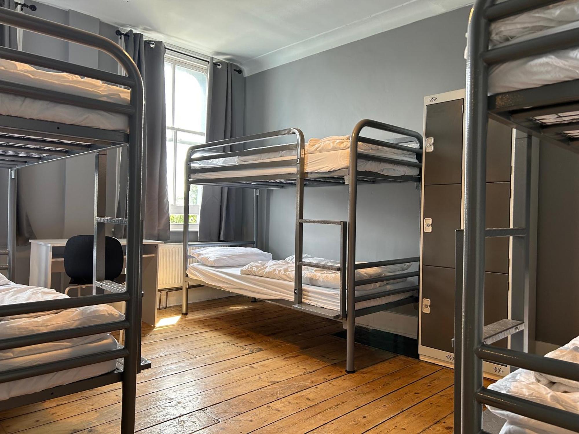 Cricketers Hostel Londra Exterior foto